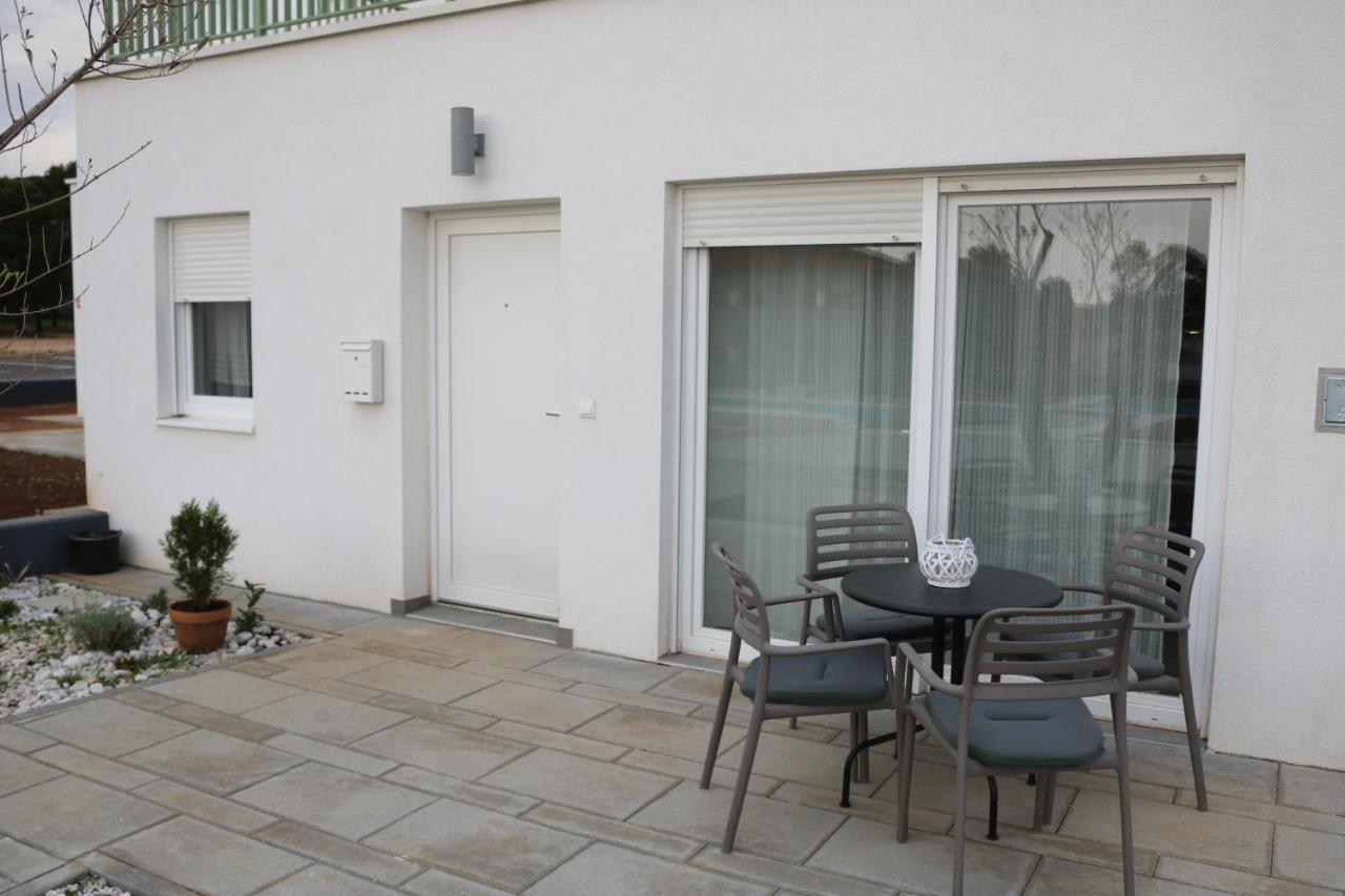 Apartment D&E Punat - Free Parking And Wi-Fi Ngoại thất bức ảnh